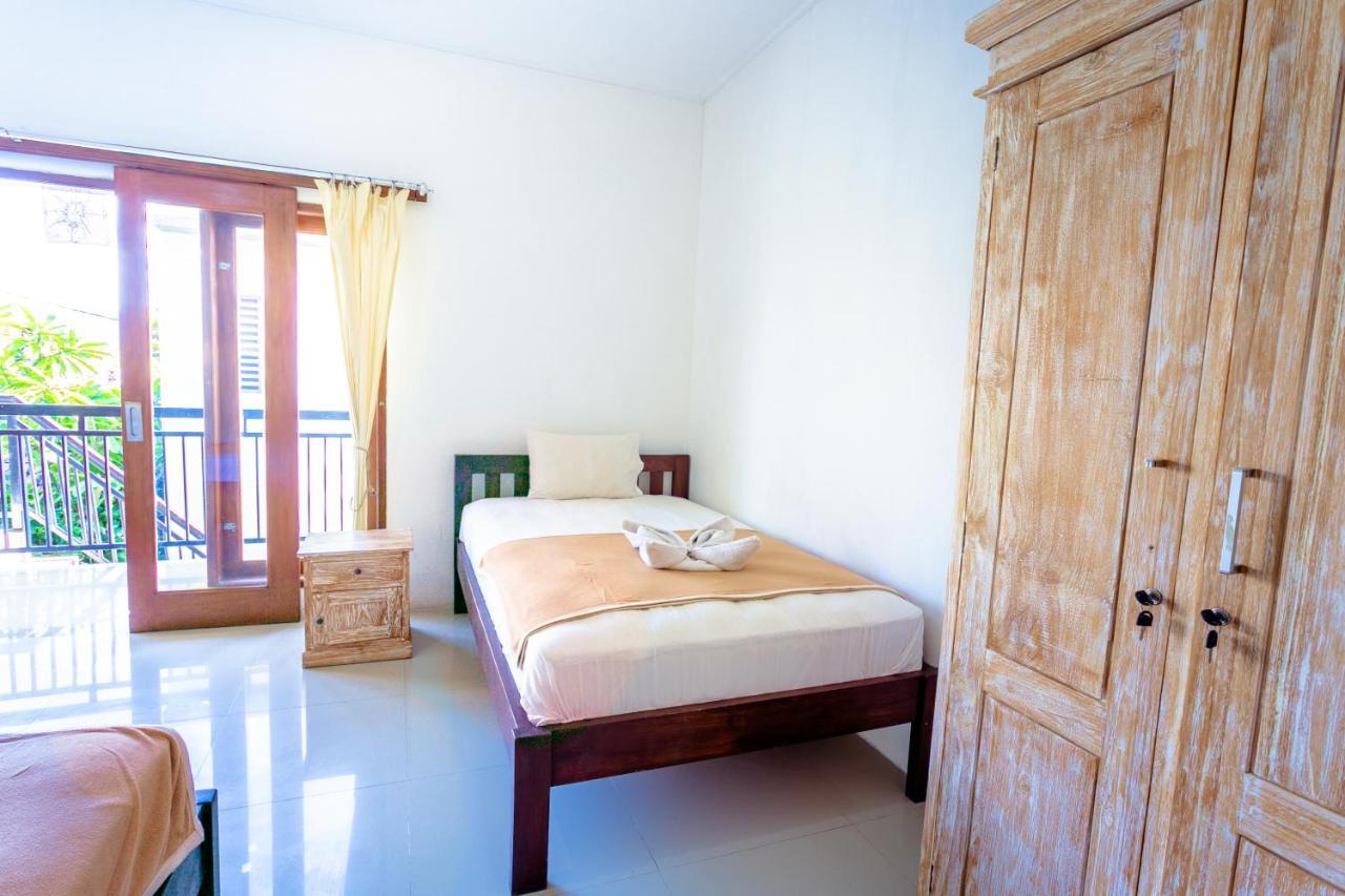 D'Canggu Homestay Exterior photo